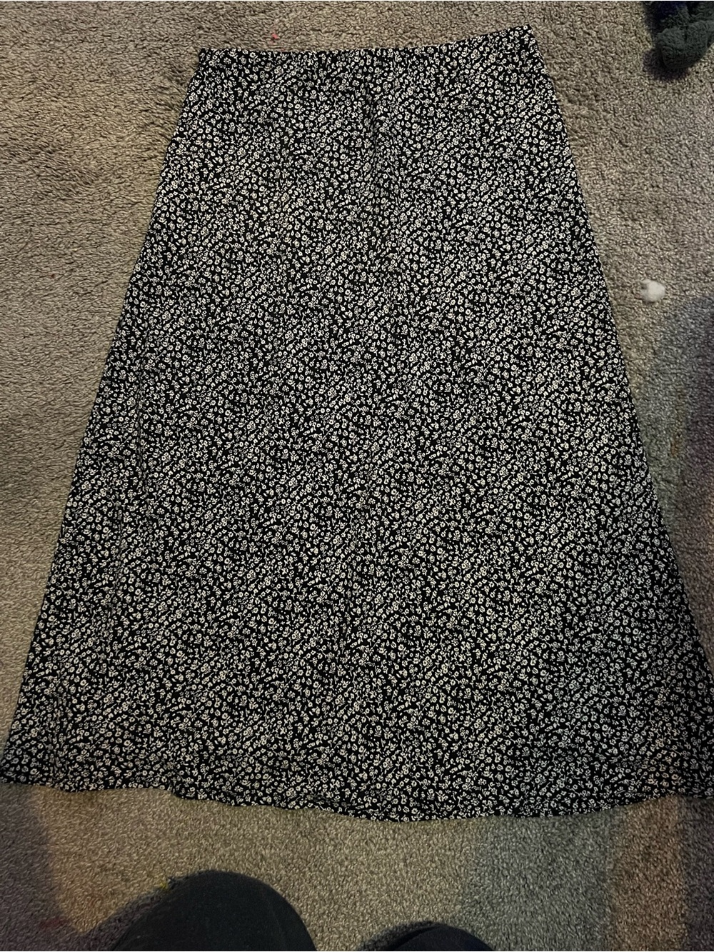 Black Floral A-Line Skirt — Women's Classic Silhouette